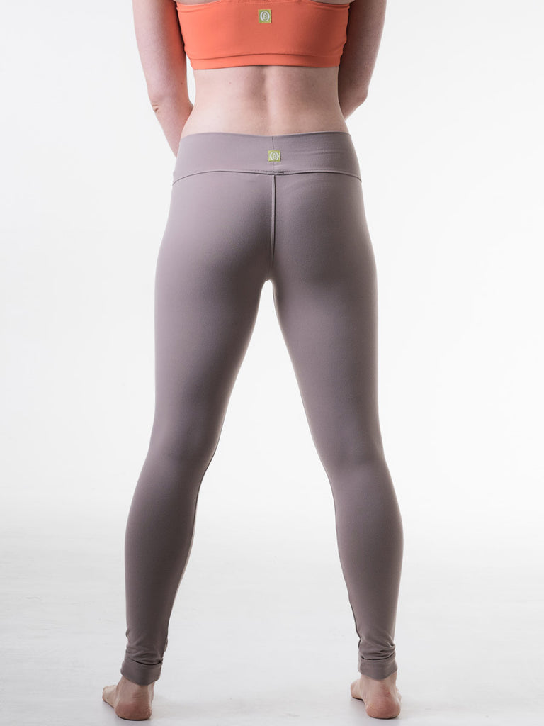 https://www.omberry.com/cdn/shop/products/60-Sally-Taupe-01_1024x1024.jpg?v=1440577379